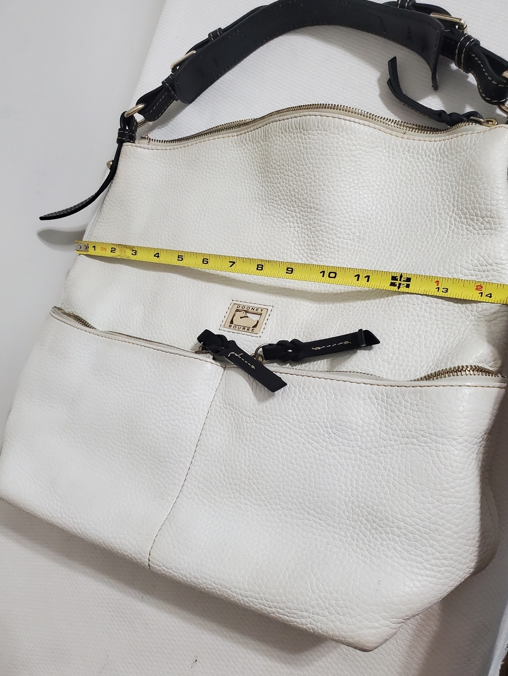 Dooney & Bourke Dillen Large Pocket Sac Hobo Shoulder Bag White Pebble Leather - Picture 13 of 16